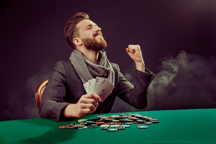 spo77 live-dealer studios with professional croupiers streaming blackjack and roulette